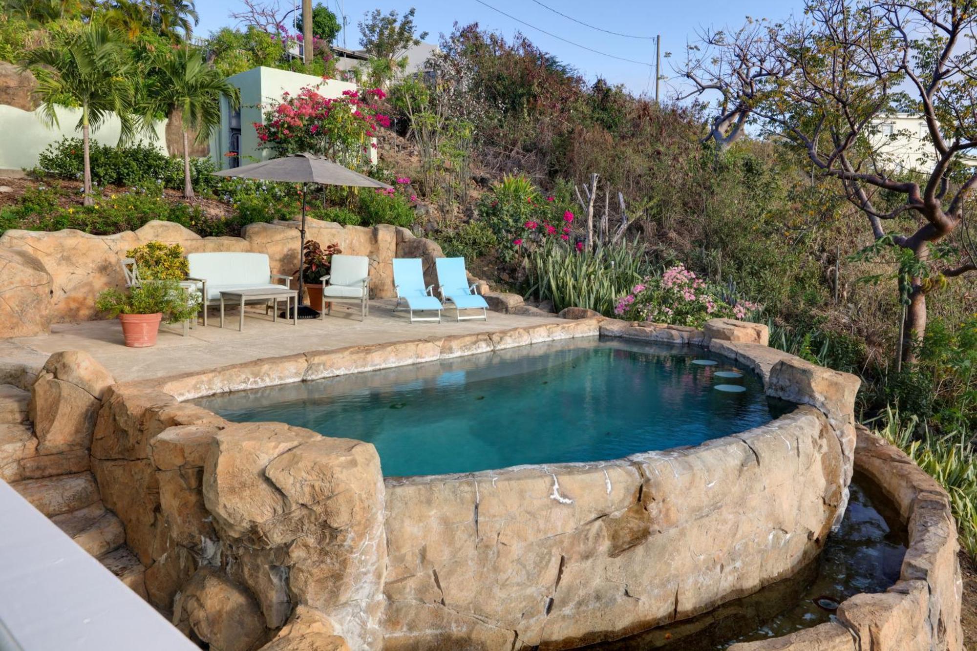 Villa Sea La Vie - Waterfront St Thomas Escape With Pool à Nazareth Extérieur photo